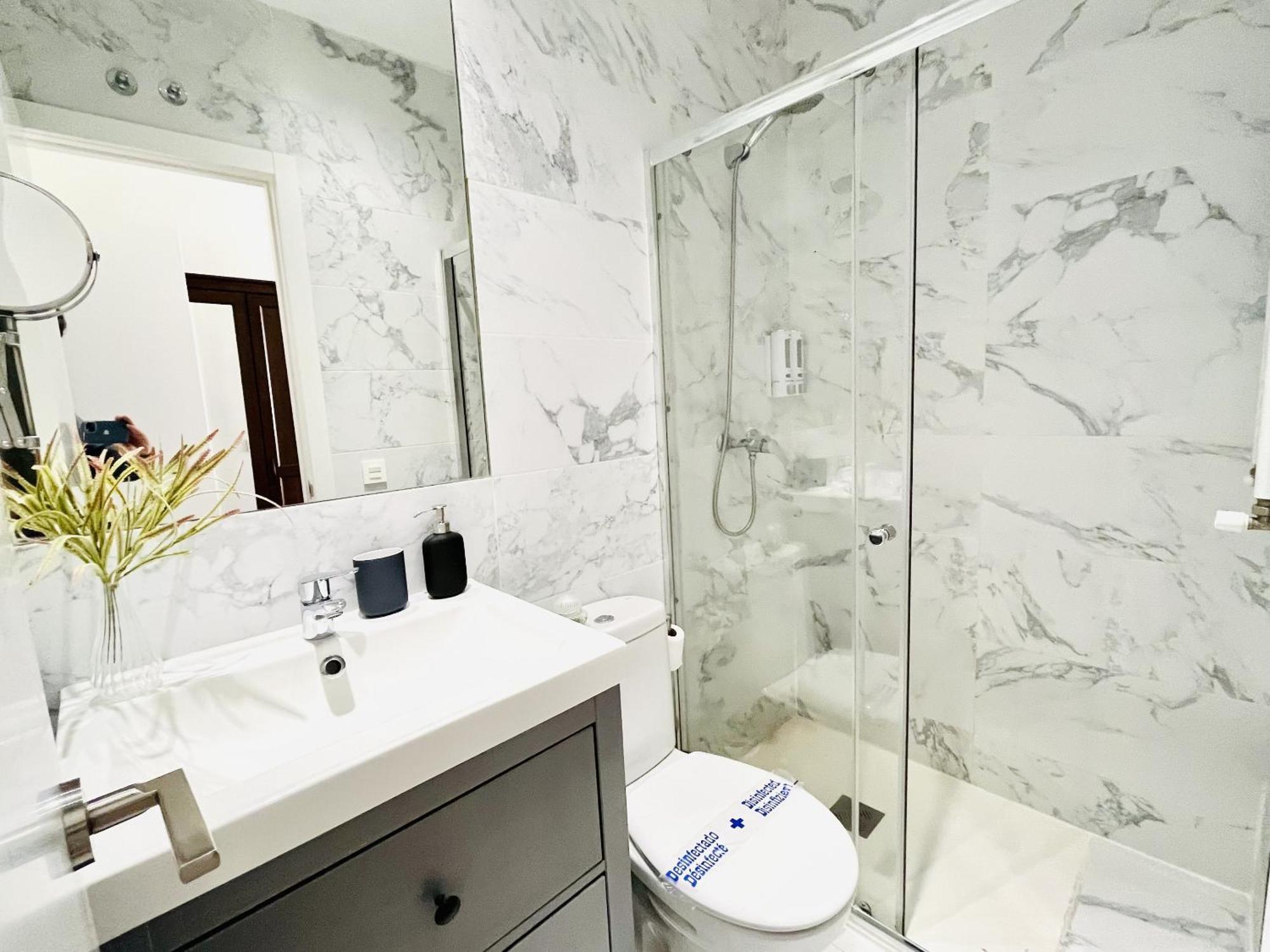 Dplace To Be - Luxury Apartment In Historic Center Madrid Szoba fotó