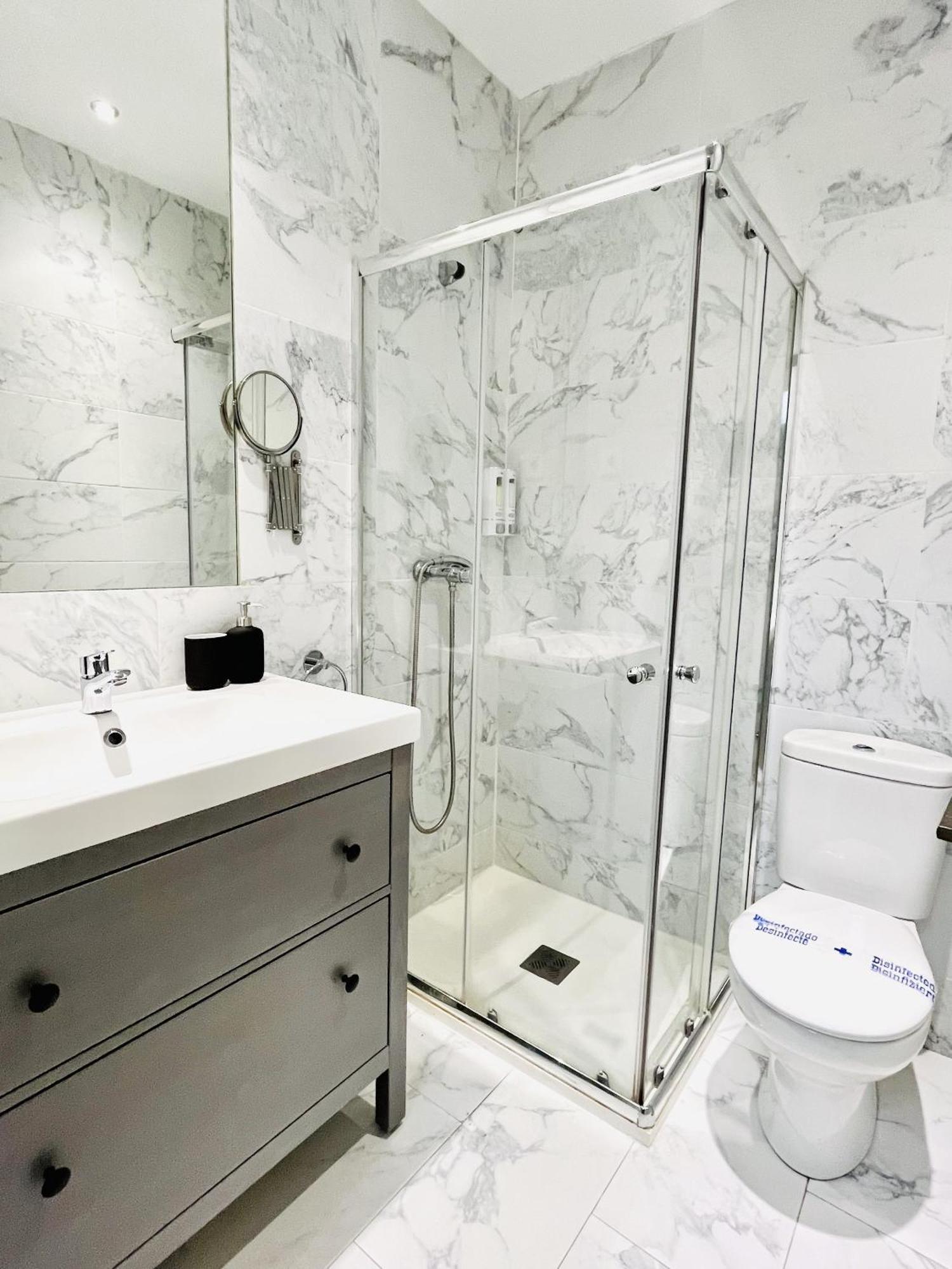 Dplace To Be - Luxury Apartment In Historic Center Madrid Szoba fotó