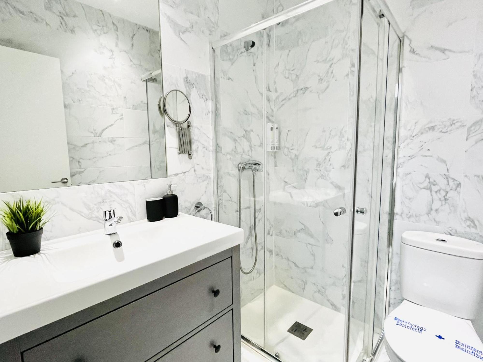 Dplace To Be - Luxury Apartment In Historic Center Madrid Szoba fotó