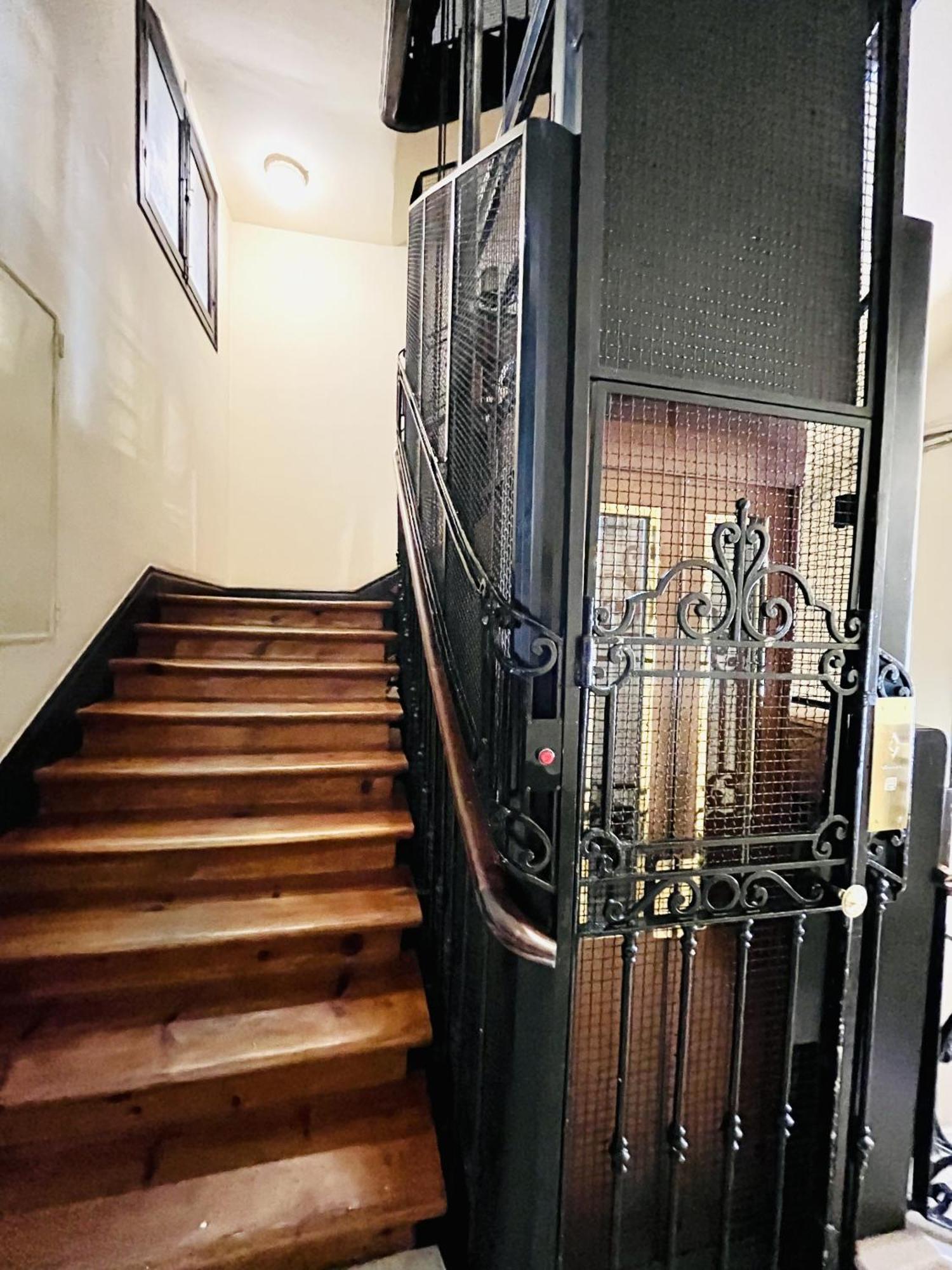 Dplace To Be - Luxury Apartment In Historic Center Madrid Kültér fotó