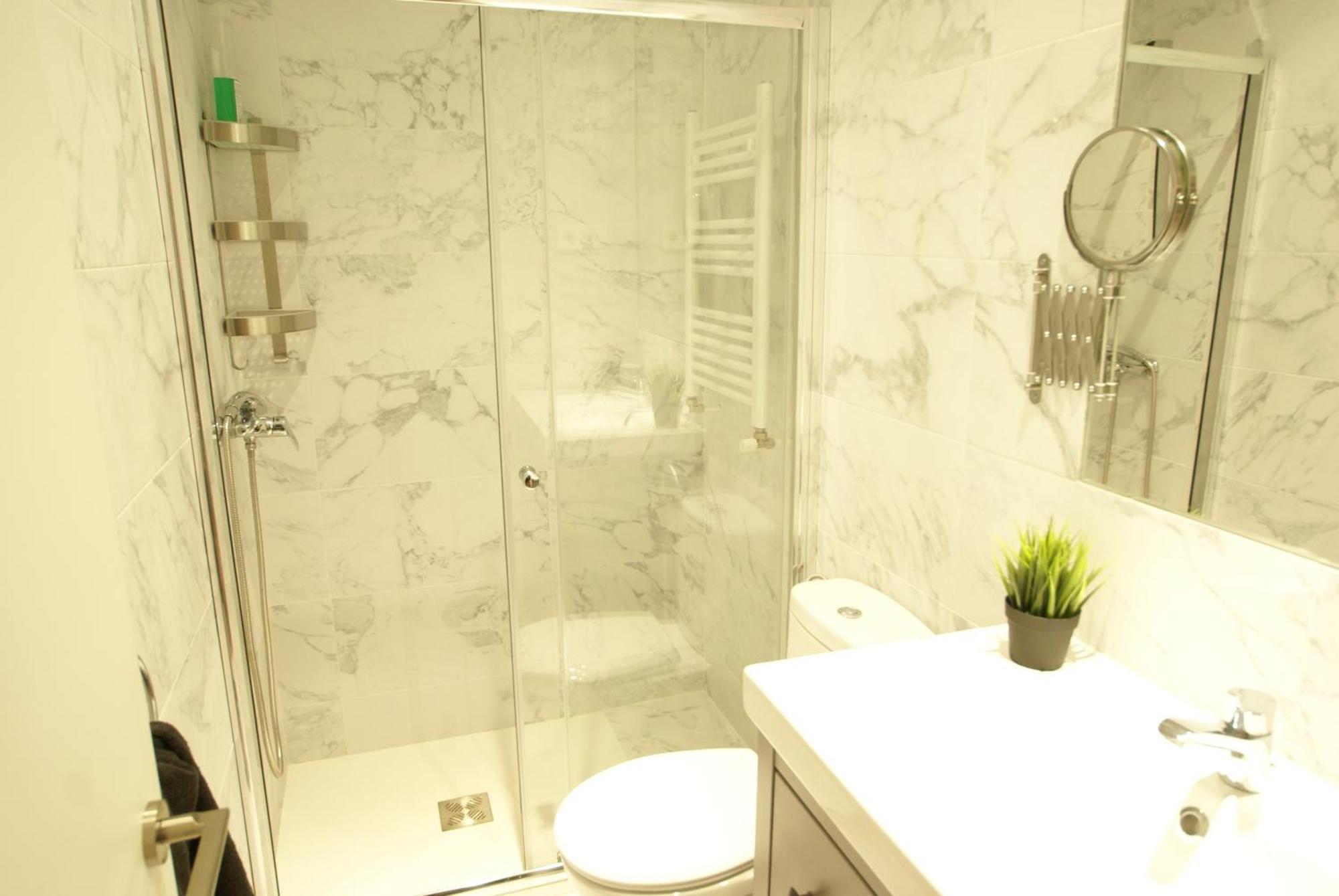 Dplace To Be - Luxury Apartment In Historic Center Madrid Szoba fotó